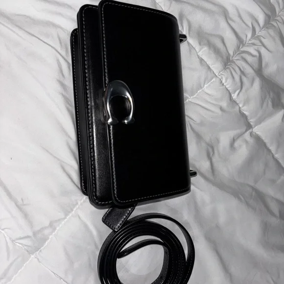 Coach Black Leather Crossbody with Silver 'C' Hardware - Picture 4 of 6